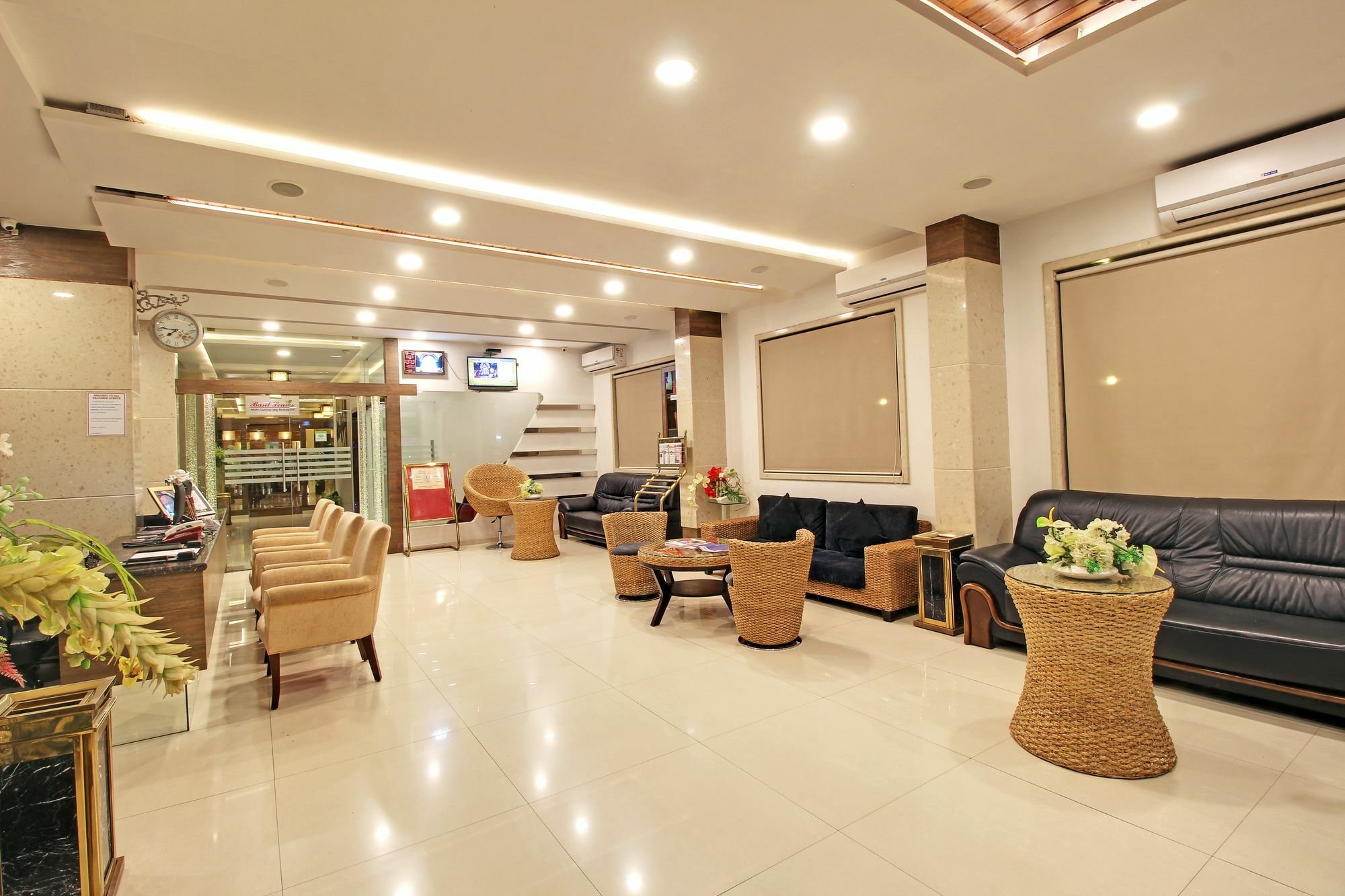 होटल Sai Jashan - Where Blessings & Comfort Meet Shirdi